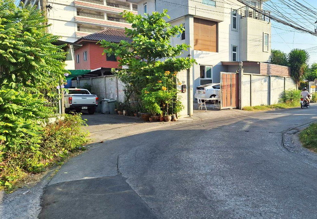 ขายที่ดิน 445.8 ตร.ว. ซอยราชพฤกษ์ 6 ถนนราชพฤกษ์ เขตภาษีเจริญ กรุงเทพมหานคร