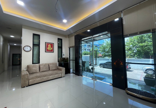ขายโรงงาน โกดัง พร้อมออฟฟิศ ซอยสะแกงาม 35 ถนนพระราม 2 เนื้อที่ 404 ตร.ว.
