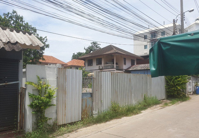 ขายที่ดิน 107 ตร.ว. ซอยลาดพร้าว 87 ถนนประดิษฐ์มนูธรรม วังทองหลาง กรุงเทพมหานคร