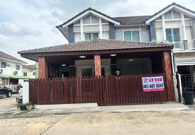 ขายทาวน์เฮ้าส์ หมู่บ้านพฤกษาวิลล์ 50/1 รามคำแหง เนื้อที่ 25.3 ตร.ว. 2 ชั้น 3 นอน 2 น้ำ