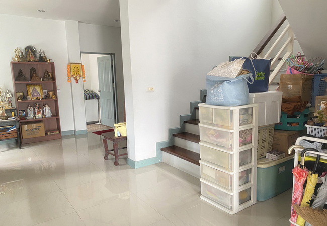 ขายบ้านแฝด หมู่บ้านพรหมศิริ เพชรเกษม 77 เนื้อที่ 33.6 ตร.ว. 2 ชั้น 3 นอน 3 น้ำ