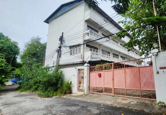 ขายโรงงาน 441.2 ตร.ว. ซอยกรุงเทพนนท์ 12 ถนนกรุงเทพ-นนทบุรี อำเภอเมือง นนทบุรี