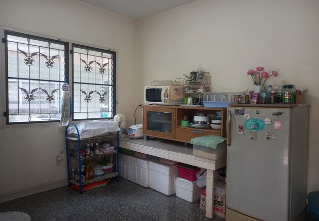 ขายบ้านเดี่ยว หมู่บ้านวราภิรมย์ วัชรพล ถนนสุขาภิบาล 5 เนื้อที่ 52.8 ตร.ว. 2 ชั้น 3 นอน 3 น้ำ