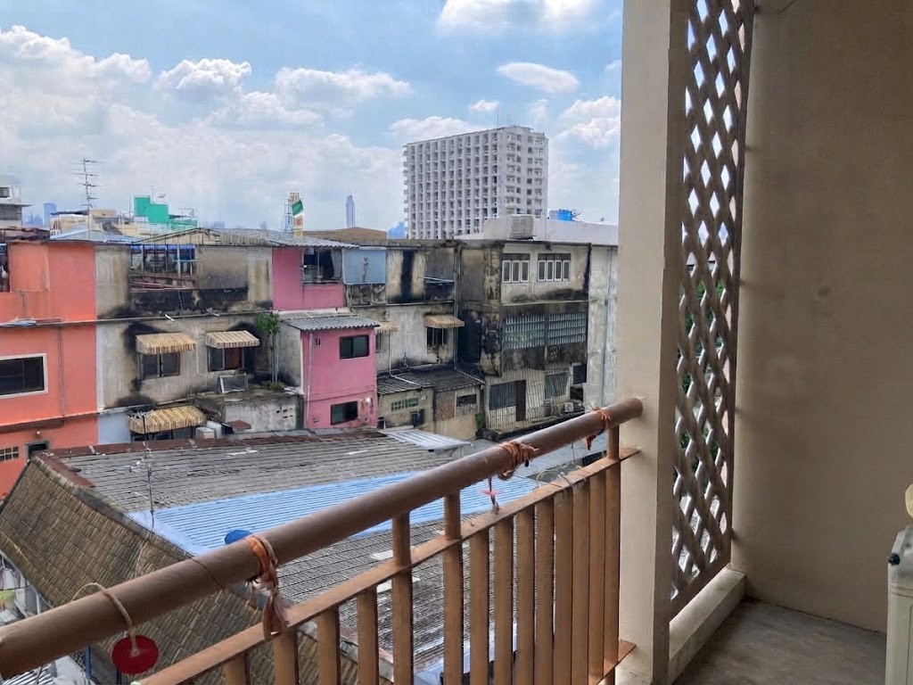 🚩 ขาย คอนโดห้องริม โครงการ กลางกรุงรีสอร์ท Klangkrung Resort รัชดา ซอย 7