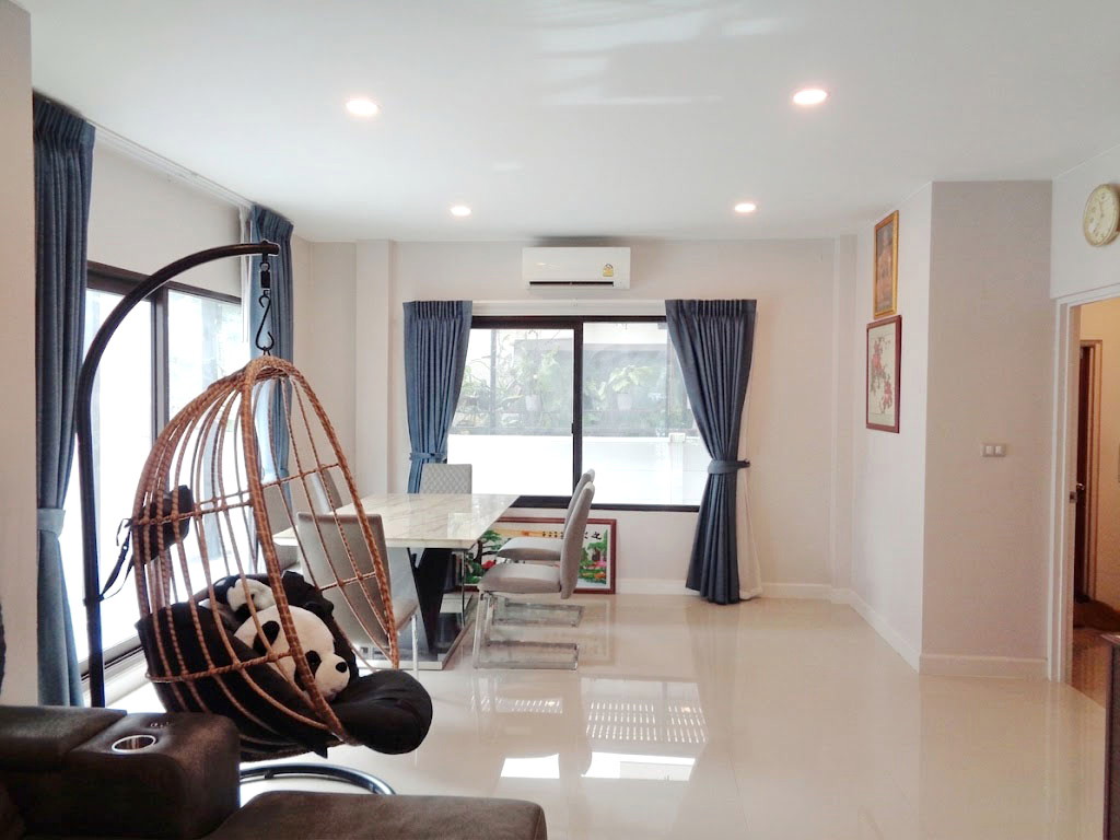 🚩 บ้านเดี่ยวหลังใหญ่สภาพยังใหม่ ตกแต่งพร้อมอยู่ ใกล้ทางด่วน รามอินทรา-อาจณรงค์ ด่านจตุโชติ