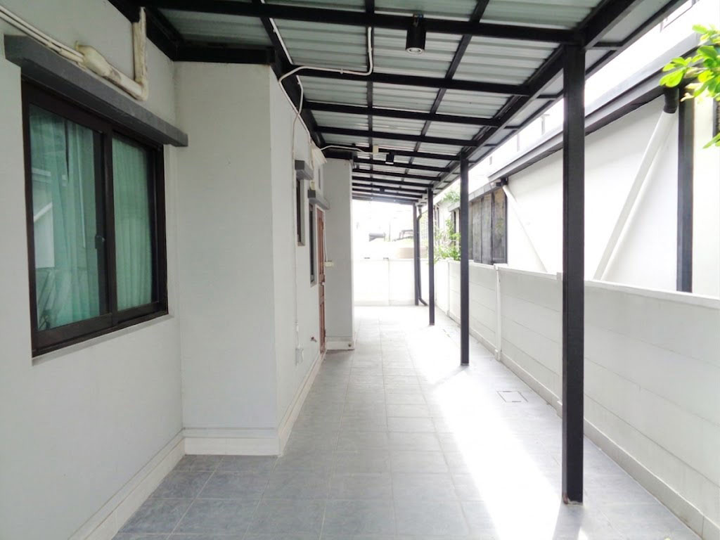 🚩 บ้านเดี่ยวหลังใหญ่สภาพยังใหม่ ตกแต่งพร้อมอยู่ ใกล้ทางด่วน รามอินทรา-อาจณรงค์ ด่านจตุโชติ