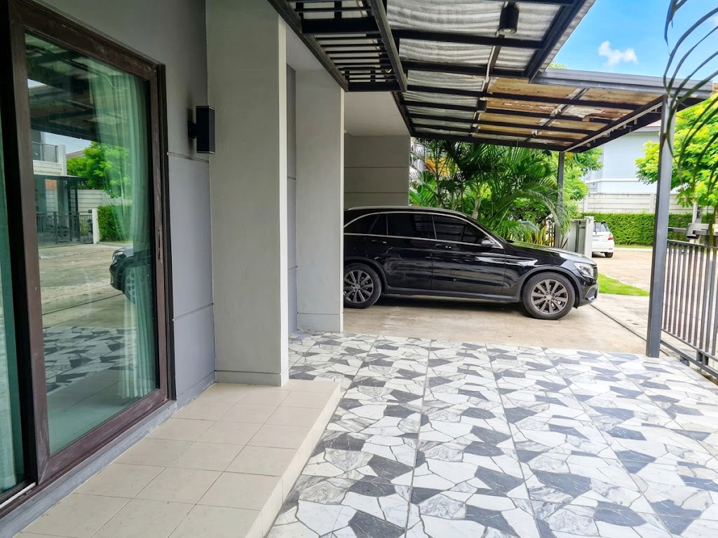 🚩 บ้านเดี่ยวหลังใหญ่สภาพยังใหม่ ตกแต่งพร้อมอยู่ ใกล้ทางด่วน รามอินทรา-อาจณรงค์ ด่านจตุโชติ