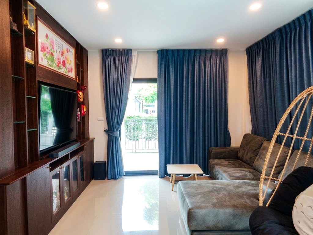 🚩 บ้านเดี่ยวหลังใหญ่สภาพยังใหม่ ตกแต่งพร้อมอยู่ ใกล้ทางด่วน รามอินทรา-อาจณรงค์ ด่านจตุโชติ