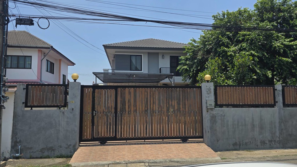 ขายถูกมาก!! บ้านเดี่ยว 2 ชั้น 96 ตร.ว. ทำเลทอง ดอนเมือง ซ.เทิดราชัน 23 ใกล้รถไฟฟ้า ห้าง สนามบินดอนเม