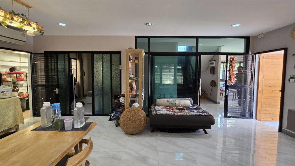 ขายถูกมาก!! บ้านเดี่ยว 2 ชั้น 96 ตร.ว. ทำเลทอง ดอนเมือง ซ.เทิดราชัน 23 ใกล้รถไฟฟ้า ห้าง สนามบินดอนเม