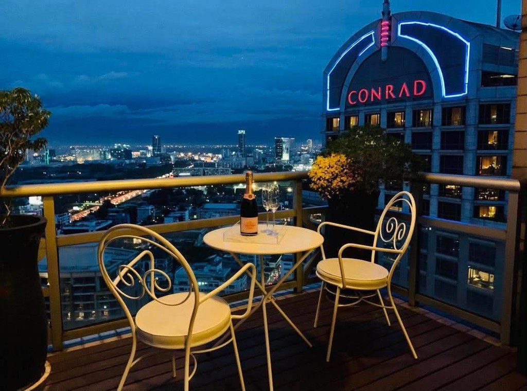 FOR RENT / FOR SALE All Seasons Mansion Condominium beautiful views, fully furnished, near Siam Para
