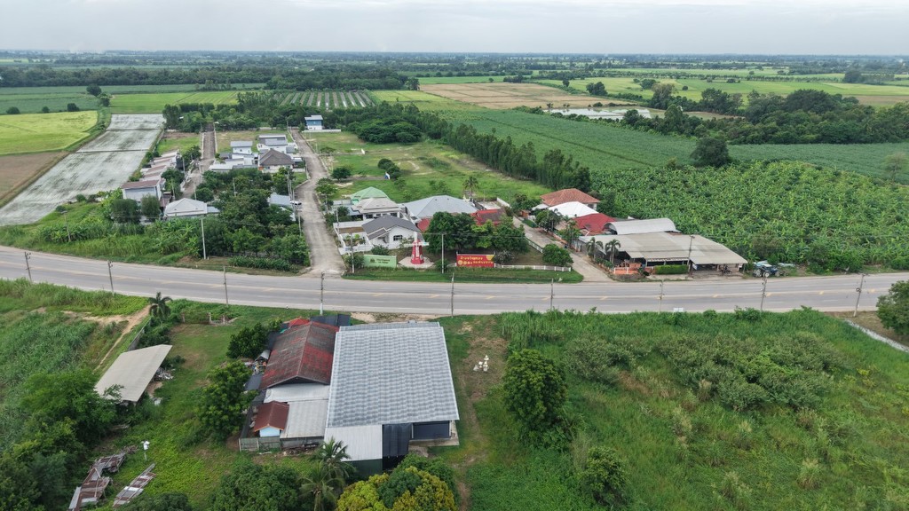 ถูกที่สุดในย่านนี้!! บ้าน+โกดัง+ที่ดิน ขนาด 11ไร่ 1งาน ติดถนน อ.คลองขลุง กำแพงเพชร ใกล้ปั๊มปตท.ท่ามะ