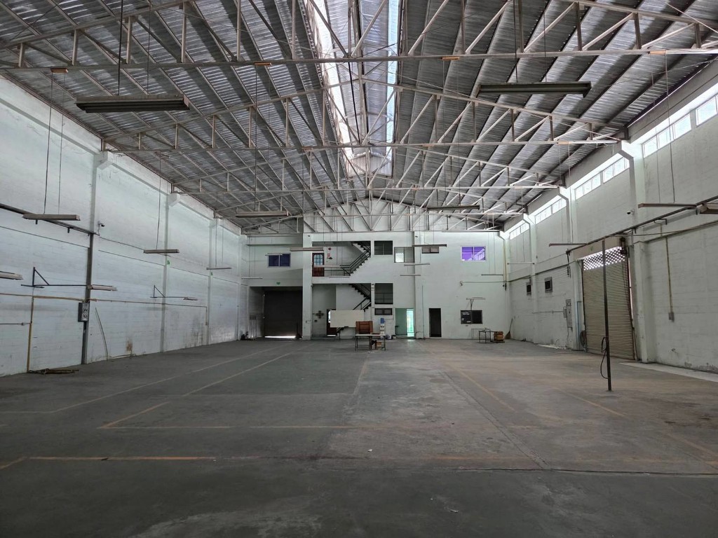 ขายถูกมาก!! โรงงาน โกดัง โฮมออฟฟิศ 260 ตร.ว. ทำเลทอง ในโครงการแฟคตอรี่แลนด์ 1 พุทธมณฑลสาย 5