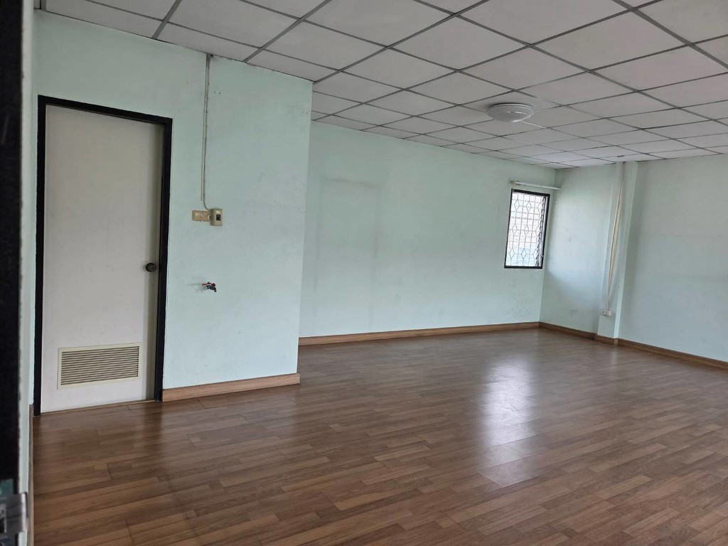 ขายถูกมาก!! โรงงาน โกดัง โฮมออฟฟิศ 260 ตร.ว. ทำเลทอง ในโครงการแฟคตอรี่แลนด์ 1 พุทธมณฑลสาย 5