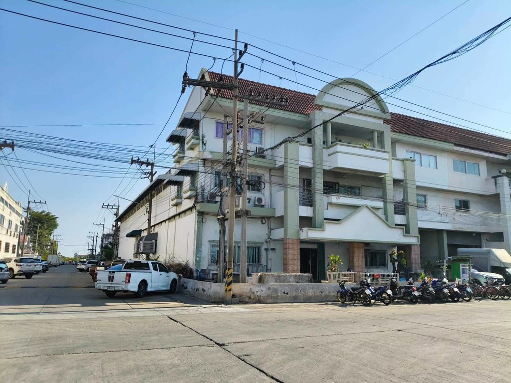 ขายถูกมาก!! โรงงาน โกดัง โฮมออฟฟิศ 260 ตร.ว. ทำเลทอง ในโครงการแฟคตอรี่แลนด์ 1 พุทธมณฑลสาย 5