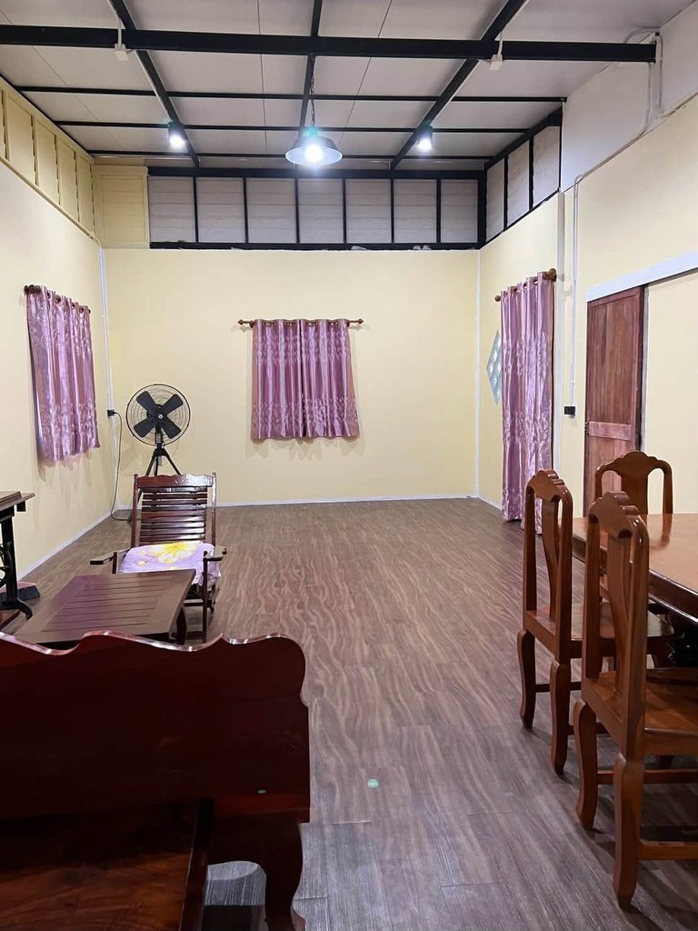 ขายถูกมาก!! บ้านเดี่ยวชั้นเดียว บนที่ดิน 100 ตรว. ทำเลทองถนนสังฆสันติสุข ซอย 46 หนองจอก ใกล้ห้าง
