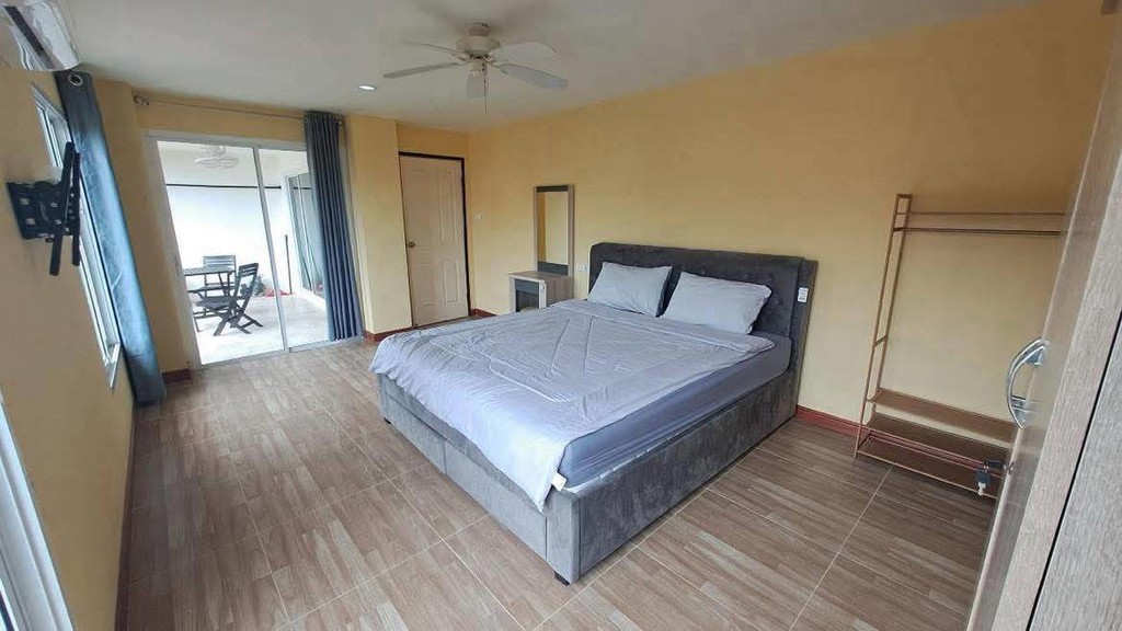 ขายถูกมาก!! คอนโด Palm Breeze Resort ห้องใหญ่ 88 ตร.ม. ทำเลทอง ราไวย์ อ.เมือง ภูเก็ต ใกล้ชายหาด ห้าง