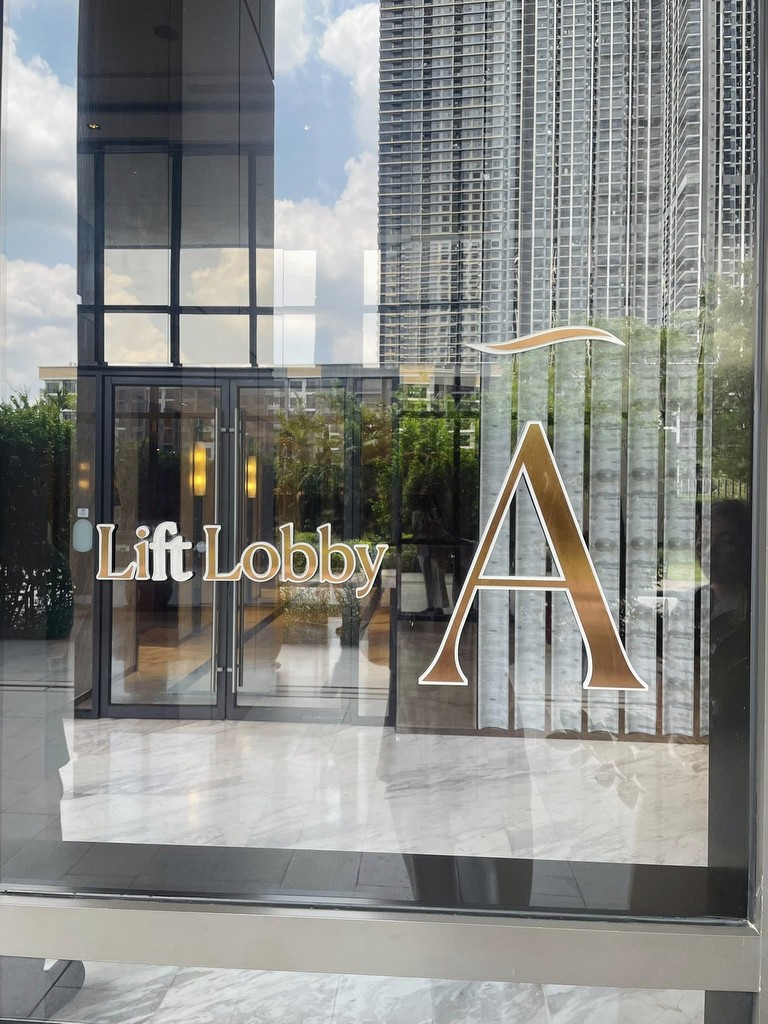 CONDO FOR RENT THE POLITAN AQUA (Nonthaburi)