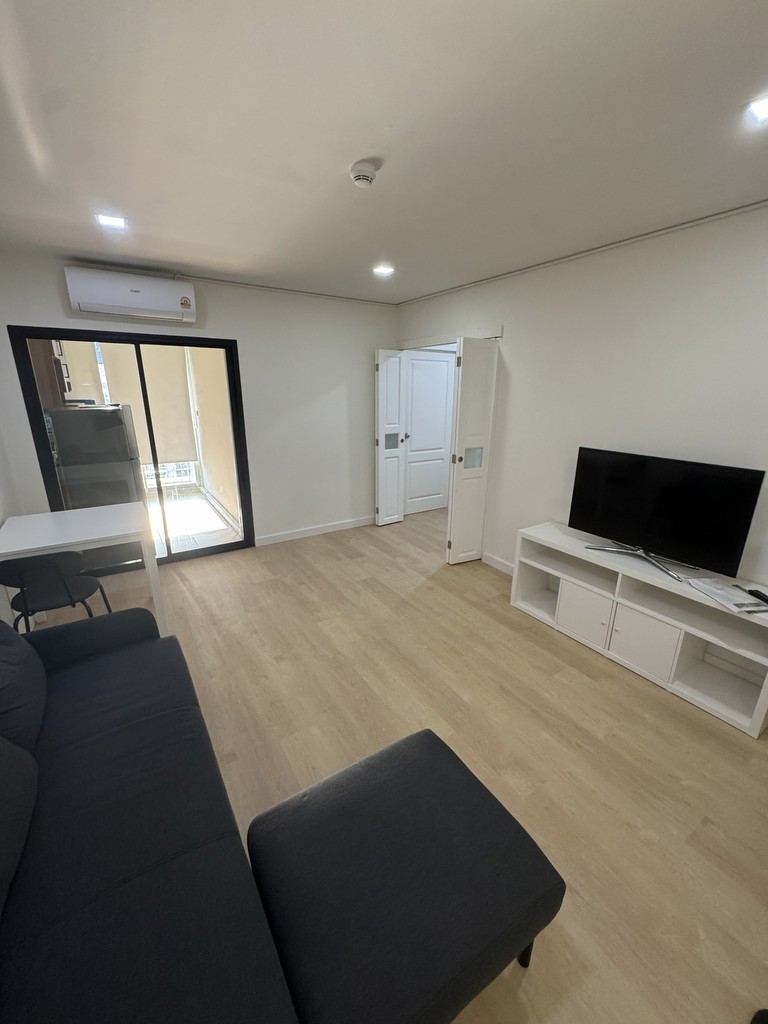 พร้อมเข้าอยู่ ให้เช่า Condo The Niche Sukhumvit 49 ห้องรีโนเวทใหม่ทั้งห้อง