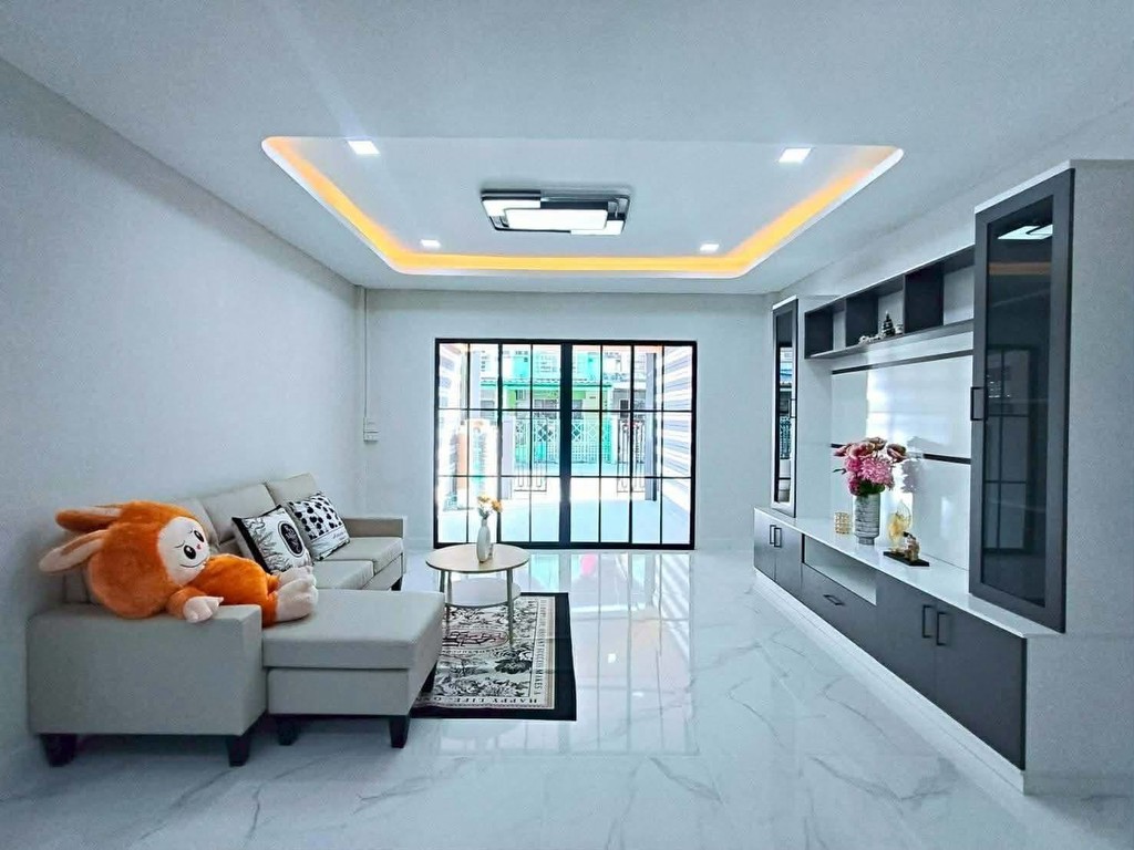 พูนสินธานี1 เคหะร่มเกล้า 64 ราคา 2,150,000 ฟรีโอน