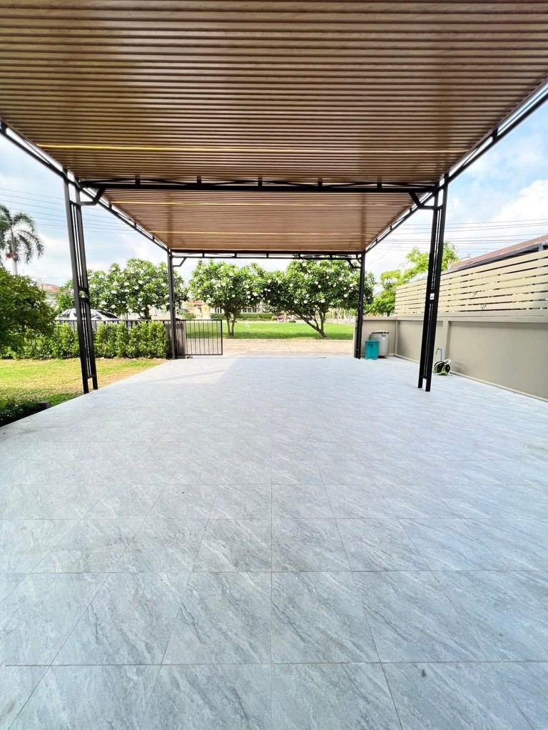 ขายบ้านเดี่ยวหลังใหญ่ 2 ชั้น บ้านตรงข้ามสวนหมู่บ้านบ้านราชพฤกษ์ (รามคำแหง-สุวินทวงศ์) ถนนสุวินทวงศ์
