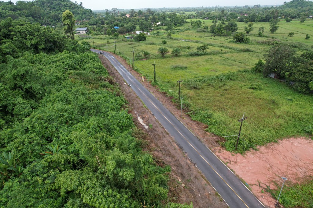ขายที่ดิน 107 ตารางวา ด้านหน้าติดถนนหลวง มีโฉนด ตำบลพรหมณี อำเภอเมืองนครนายก ขายถูก