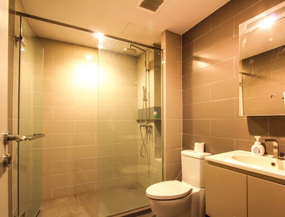 Top-Floor Feel, 47 sqm 1bed - Unblocked City View, 4 Min Walk to BTS