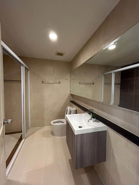 P831 ให้เช่าทาวน์โฮม 3 ชั้น โครงการ บ้านกลางเมือง เอสเซ้นส์ พระราม 9-ลาดพร้าว Baan Klang Muang S-Sen