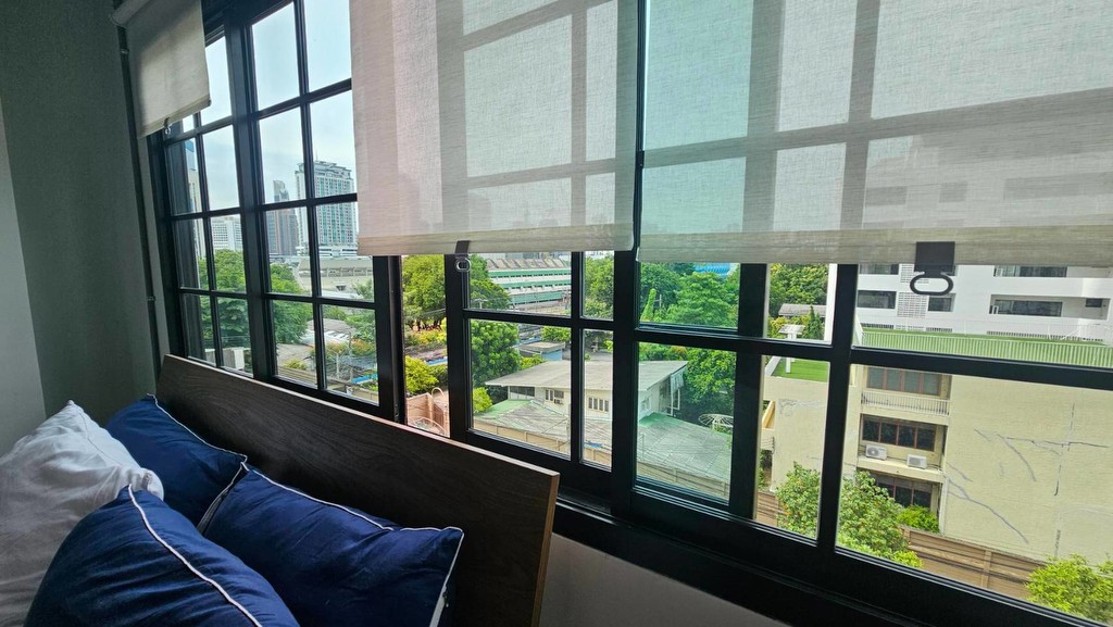 One Thonglor Station 31 sq.m. Studio Loft, 200m from BTS Thong Lo behind T-One. High Yield 8%+