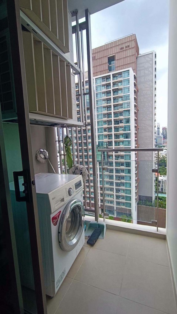 ให้เช่า Supalai Oriental Sukhumvit 39 ตึก B ชั้น 18 เฟอร์ครบ ใกล้ BTS พร้อมพงษ์ รถรับส่งฟรี