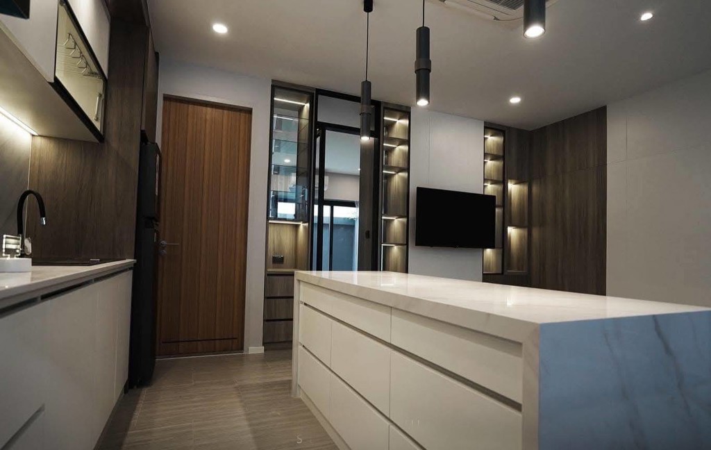 ทาวน์โฮมหรู Baan Puripuri Courtyard Pattanakarn บ้านภูริปุรี คอร์ทยาร์ด พัฒนาการ เขตสวนหลวง กรุงเทพ