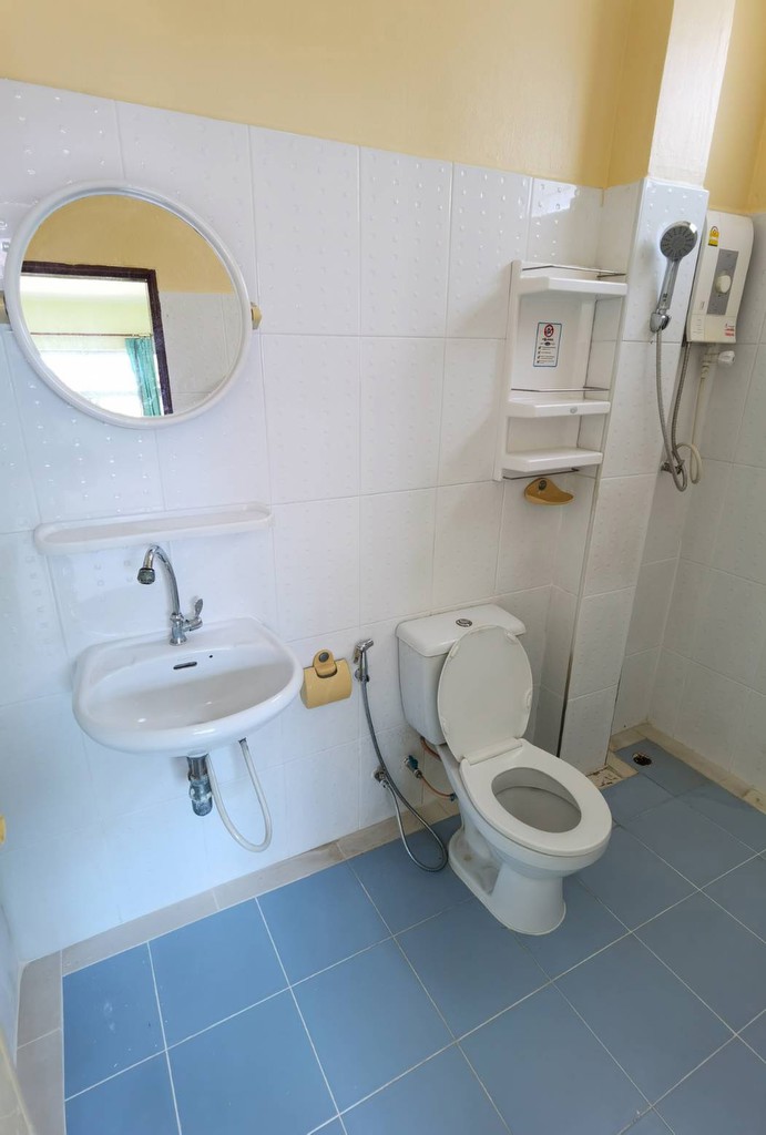 ให้เช่าบ้านเดี่ยวชั้นเดียว หมู่บ้านวรินทร อยู่ลำลูกกาเลียบคลอง3 รังสิต เลี้ยงสัตว์ได้