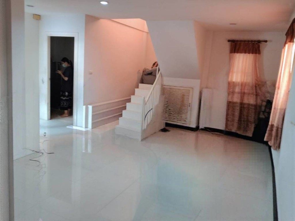 ขายด่วน บ้านเดี่ยว 2 ชั้น โครงการ: ม.นลินเรสสิเด้นท์ หทัยราษฎร์ ราคาพิเศษ