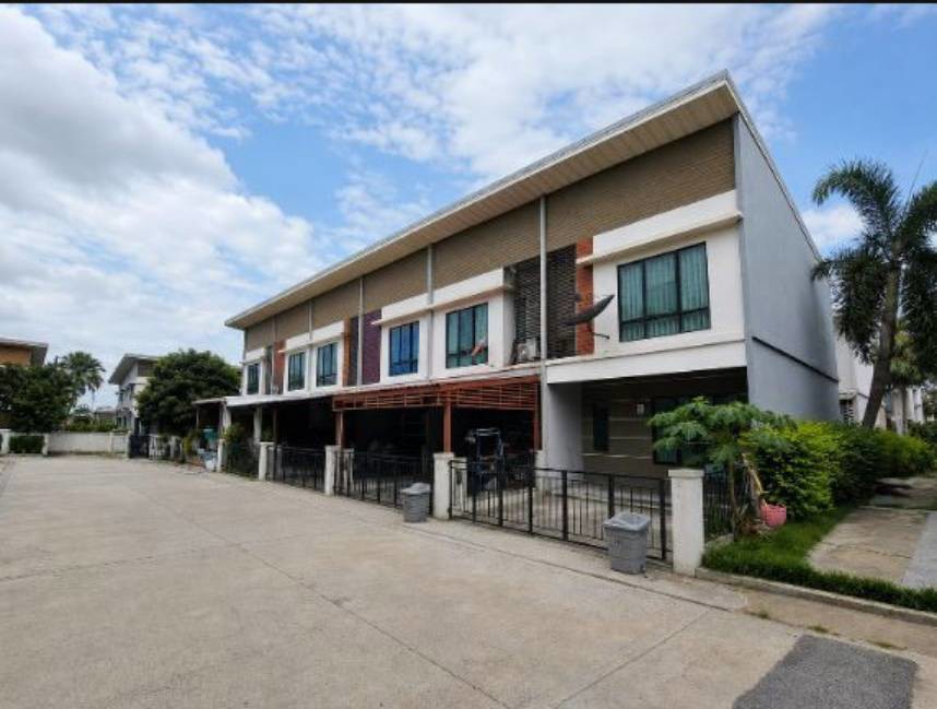 บ้านใหม่ ไม่เคยเข้าอยู่ หลังมุม ราคาดีสุดคุ้ม โครงการ Modi Villa หลวงแพ่ง – ลาดกระบัง