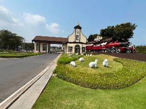 บ้านตัวอย่างโครงการ Villaggio บางนา บ้านพร้อมอยู่ ตกแต่งครบ พร้อมเฟอร์นิเจอร์ หิ้วกระเป๋าเข้าอยู่ได้
