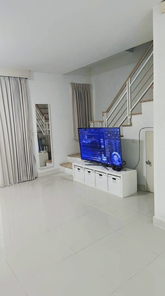 ขายทาวน์โฮม 2 ชั้น หมู่บ้านพลีโน่ วงแหวน รามอินทรา พร้อมโอน